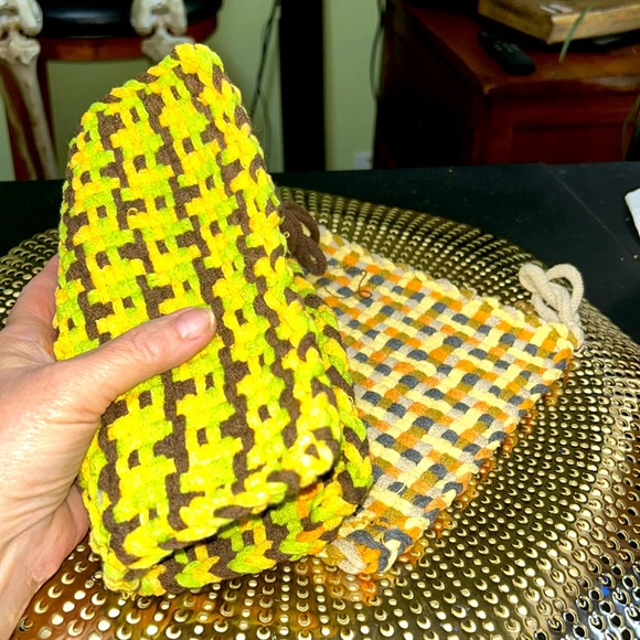 Handmade pair of colorful woven potholders. Thick 10 by 10 inches. - Picture 3 of 3